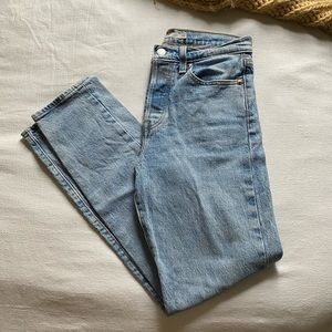 LEVI’S WEDGIE jeans size 26
